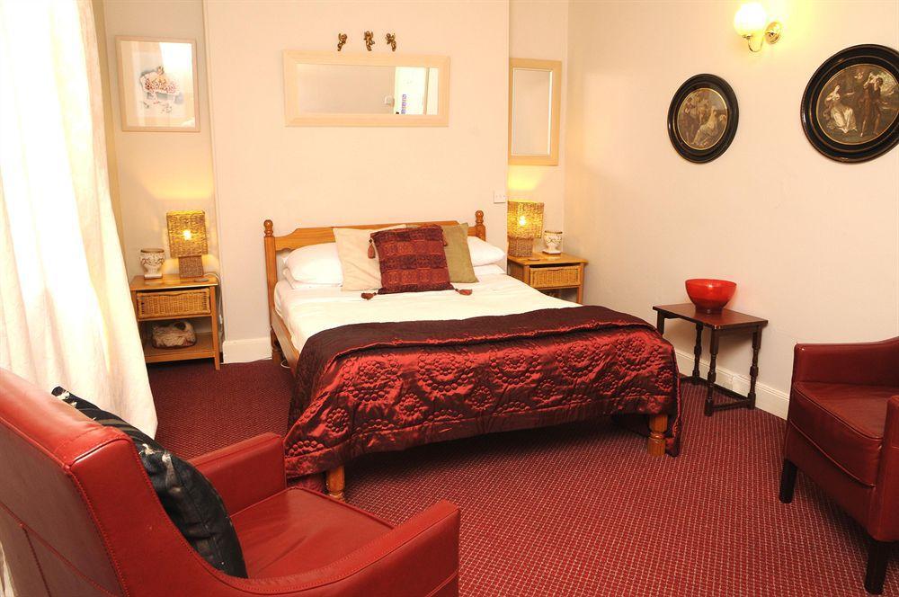 The Globe Inn Chagford Dış mekan fotoğraf